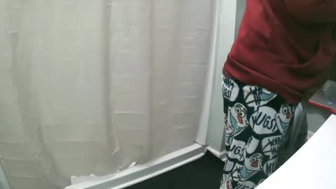 Snapshot of carolinaboy01 chatting on 03.08.25 carolinaboy01 online show from 03.08.25