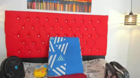 Carolina online show from 09.18.25