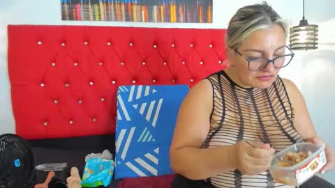 Carolina online show from 10.17.25