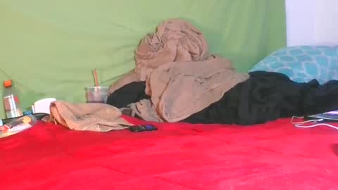 carolinayungin96 online show from 09.17.25