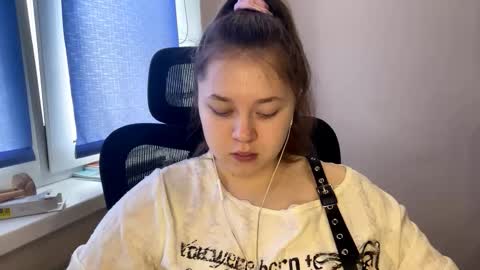 carolindueno online show from 03.07.26