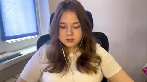 carolindueno online show from 03.13.26