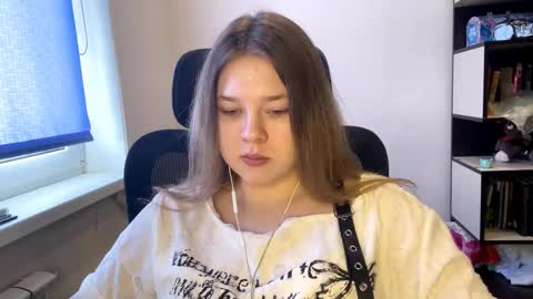 carolindueno online show from 03.24.26