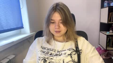 carolindueno online show from 04.06.26