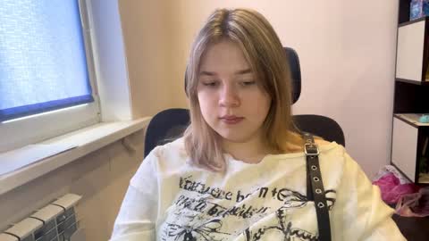 carolindueno online show from 04.10.26