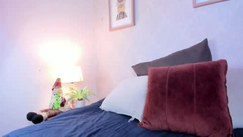  Caroline  online show from 01.06.26