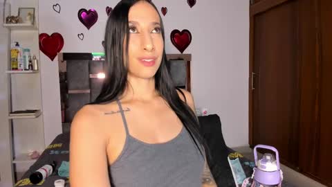 Snapshot of caroline_m8 chatting on 02.19.25 CAROLINE online show from 02.19.25