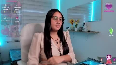 caroline_rodriguez_9 online show from 04.30.26