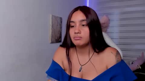 caroline_rodriguez_9 online show from 06.04.26
