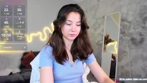 Snapshot of caroline_todd chatting on 01.26.25 Caroline online show from 01.26.25