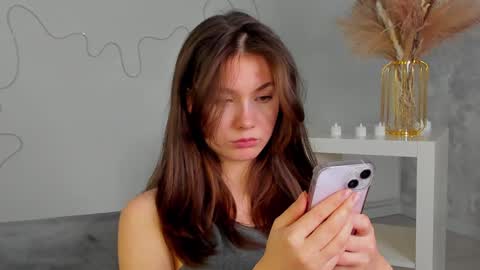 Snapshot of caroline_todd chatting on 02.08.25 Caroline online show from 02.08.25