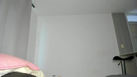Snapshot of caroline_tovar_ chatting on 06.21.26 Caroline Tovar Lovense is active my orgasms in your hands Give me more pleasure and make me cum online show from 06.21.26