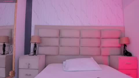 Caroline online show from 04.20.26