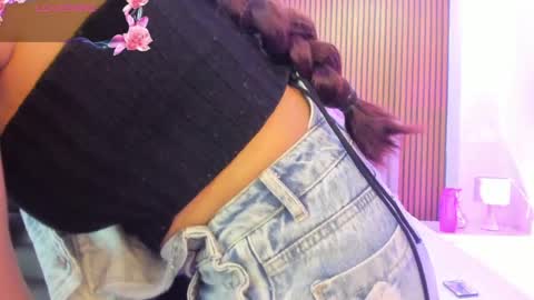 Caroline online show from 04.28.26