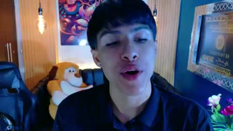 Snapshot of carolinejesh chatting on 03.20.26 carolinejesh online show from 03.20.26