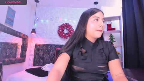 Snapshot of carolinescoth_dl chatting on 12.07.24 Caroline Scoth online show from 12.07.24