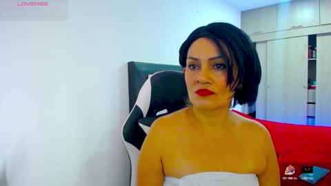 CarolinneFiotti online show from 12.03.25