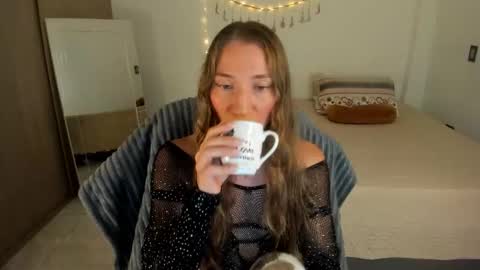 Nia  online show from 10.29.25