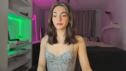 Snapshot of carry_hai chatting on 12.30.24 Carry online show from 12.30.24