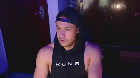      online show from 03.06.25