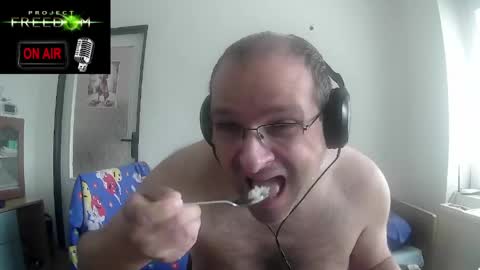 Snapshot of cascadacek chatting on 05.17.26 CASCADACEK online show from 05.17.26
