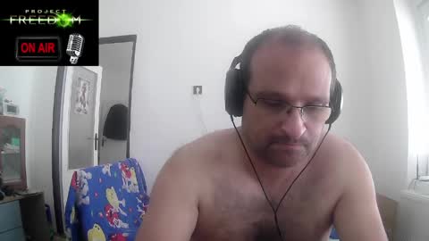 Snapshot of cascadacek chatting on 06.02.26 CASCADACEK online show from 06.02.26