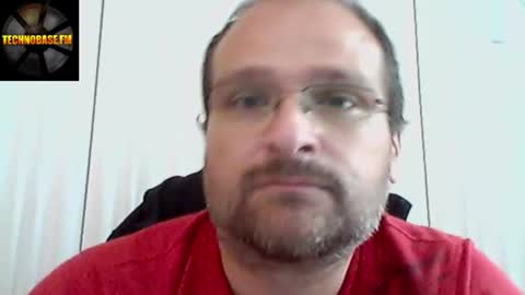 Snapshot of cascadacek chatting on 06.11.26 CASCADACEK online show from 06.11.26