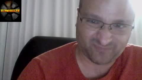 Snapshot of cascadacek chatting on 06.18.26 CASCADACEK online show from 06.18.26