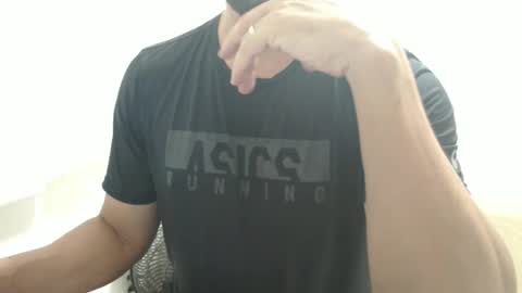 Snapshot of cashmastermuscle77 chatting on 12.30.24 cashmastermuscle77 online show from 12.30.24