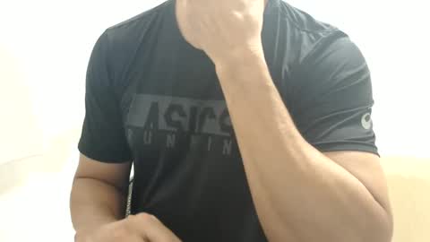 Snapshot of cashmastermuscle77 chatting on 01.03.25 cashmastermuscle77 online show from 01.03.25