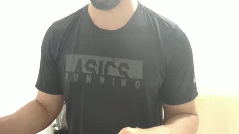 Snapshot of cashmastermuscle77 chatting on 01.18.25 cashmastermuscle77 online show from 01.18.25