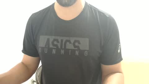 Snapshot of cashmastermuscle77 chatting on 01.19.25 cashmastermuscle77 online show from 01.19.25