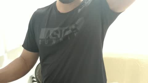 Snapshot of cashmastermuscle77 chatting on 01.19.25 cashmastermuscle77 online show from 01.19.25