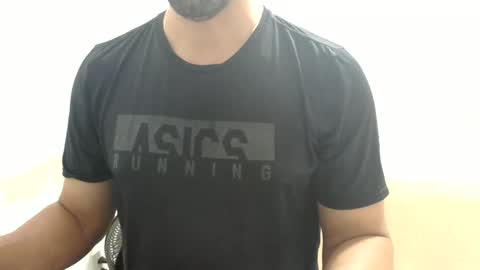 Snapshot of cashmastermuscle77 chatting on 01.26.25 cashmastermuscle77 online show from 01.26.25