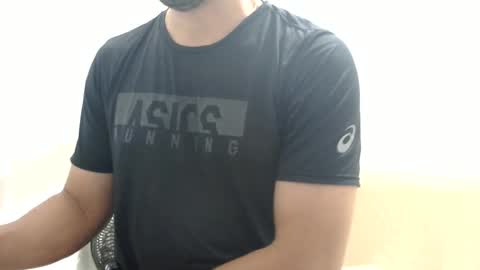 Snapshot of cashmastermuscle77 chatting on 01.29.25 cashmastermuscle77 online show from 01.29.25
