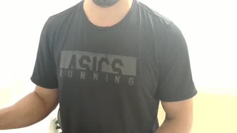 Snapshot of cashmastermuscle77 chatting on 01.31.25 cashmastermuscle77 online show from 01.31.25