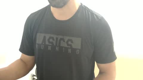 Snapshot of cashmastermuscle77 chatting on 02.01.25 cashmastermuscle77 online show from 02.01.25