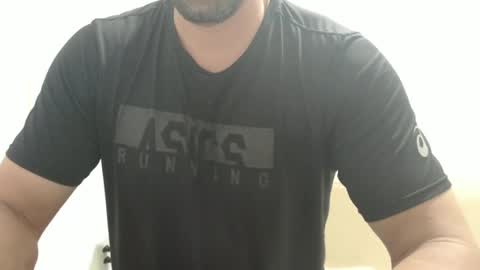 Snapshot of cashmastermuscle77 chatting on 02.05.25 cashmastermuscle77 online show from 02.05.25