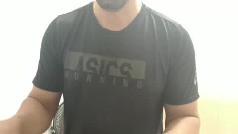 Snapshot of cashmastermuscle77 chatting on 02.05.25 cashmastermuscle77 online show from 02.05.25