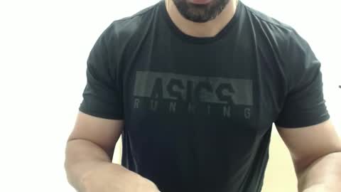 Snapshot of cashmastermuscle77 chatting on 09.15.25 cashmastermuscle77 online show from 09.15.25