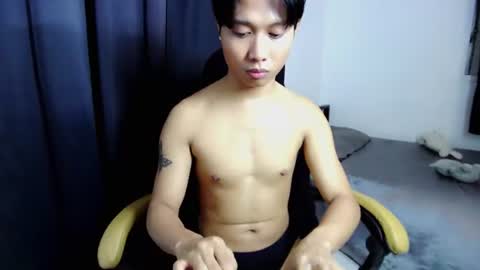 Snapshot of caspian_cum chatting on 06.21.26 cas online show from 06.21.26