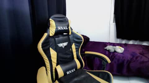 Snapshot of caspian_cum chatting on 07.23.26 cas online show from 07.23.26