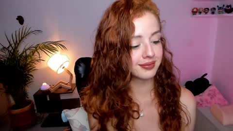 Snapshot of cassandra_caiin chatting on 01.12.25 Cassie online show from 01.12.25