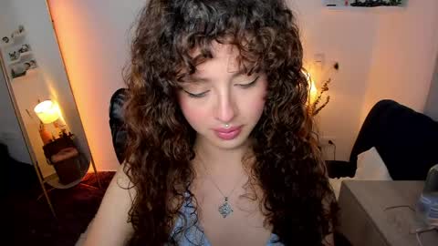 Snapshot of cassandra_caiin chatting on 04.23.26 Cassie online show from 04.23.26