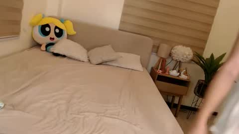 Snapshot of cassandra_delighty chatting on 02.08.26 cassie online show from 02.08.26