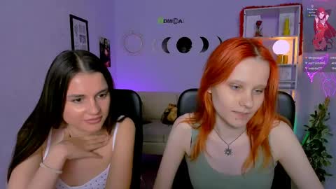 Snapshot of cassandra_nik chatting on 05.11.26 Cassandra online show from 05.11.26