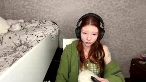 Snapshot of cassandraneiman chatting on 10.17.25 cassandraneiman online show from 10.17.25