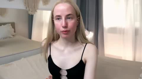 Snapshot of cassie_kelman chatting on 06.13.26 Cassie online show from 06.13.26