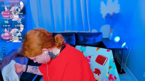 Snapshot of cassie_xkiss chatting on 11.23.25 Cassie online show from 11.23.25