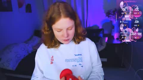 Snapshot of cassie_xkiss chatting on 11.30.25 Cassie online show from 11.30.25